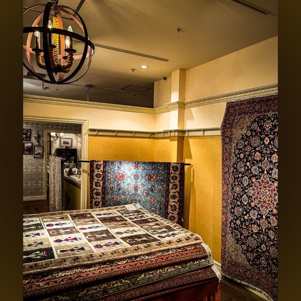 天神店 ペルシャ絨毯のある暮らしサムネイル